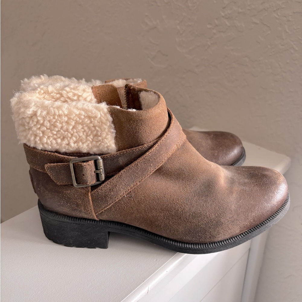 UGG Brown Ankle Boots with Cream Shearling